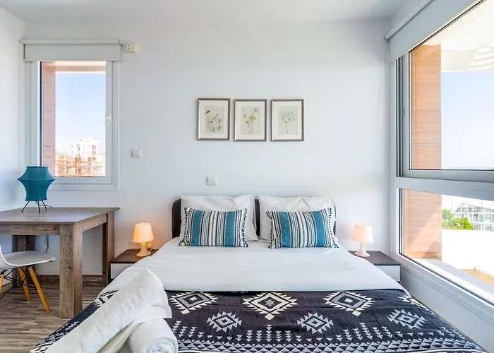 Oyster 1-br In * Larnaca